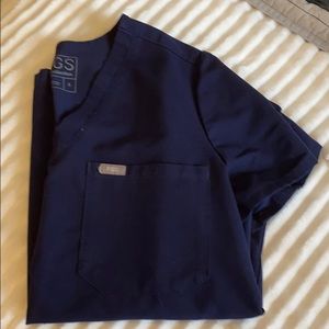 Figs small one pocket scrub top